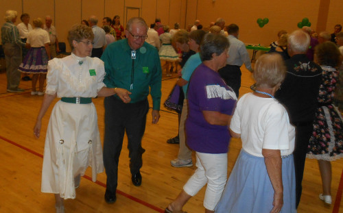 20150901-Foote-WandaMikeDancing.jpg