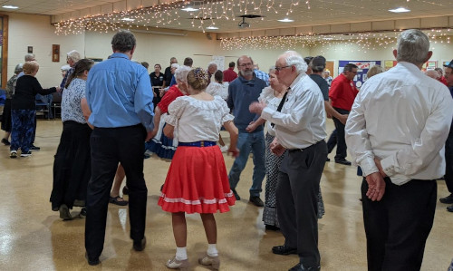 202312-PorterDance-bi.jpg